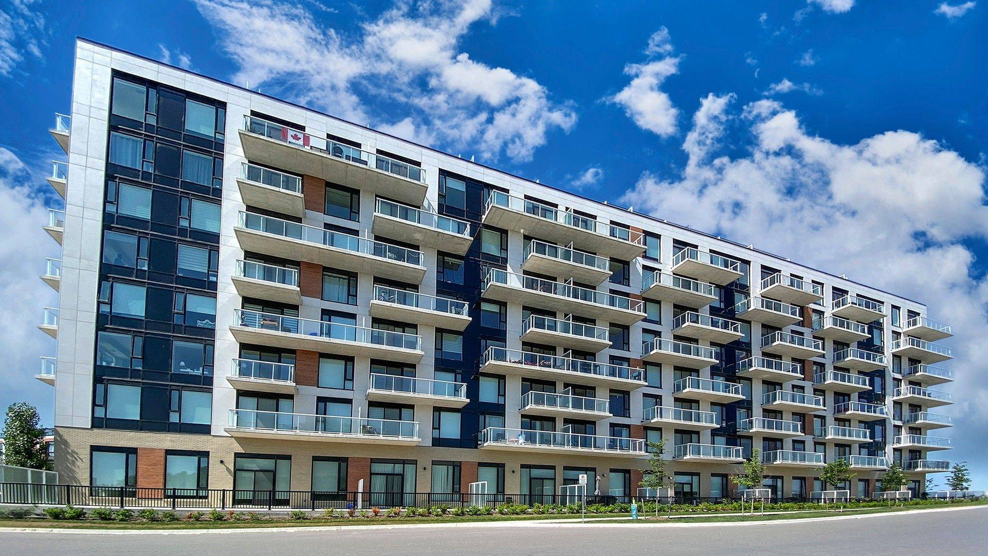 Richmond Hill, ON L4S 0N5,6 David Eyer RD #108