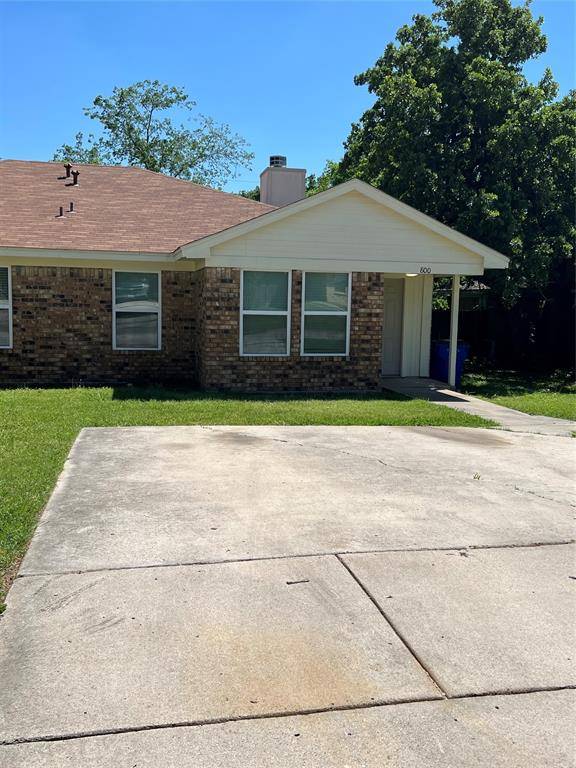 Kennedale, TX 76060,800 Woodland Court