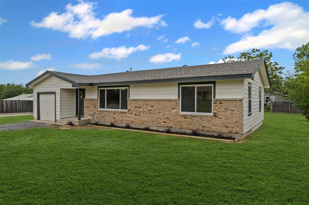Weatherford, TX 76086,701 E 2nd Street