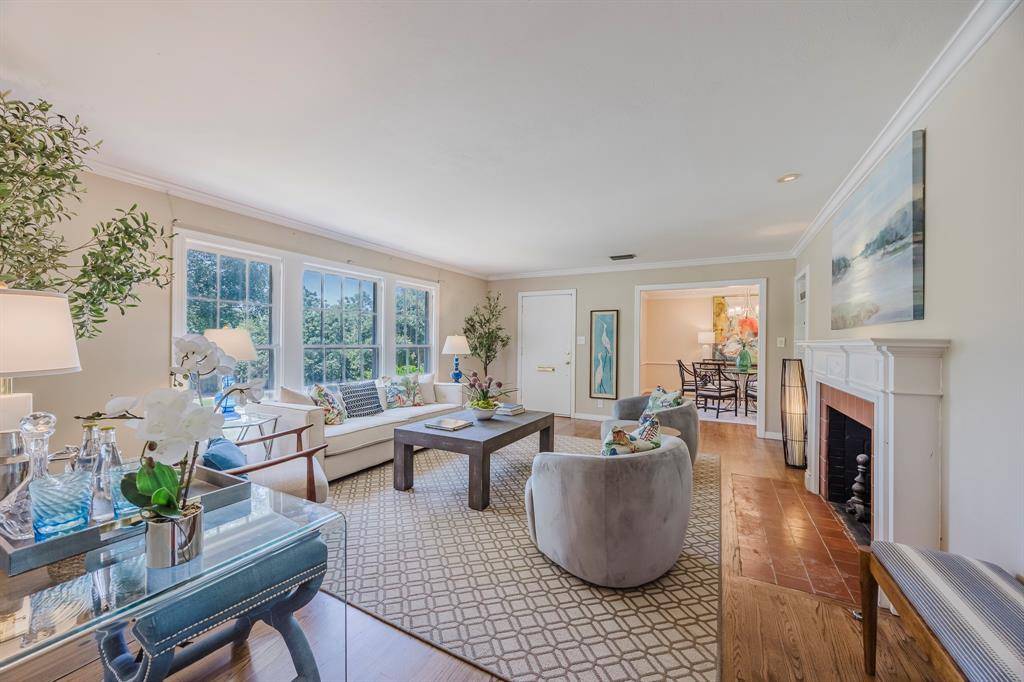 Fort Worth, TX 76116,6420 Waverly Way