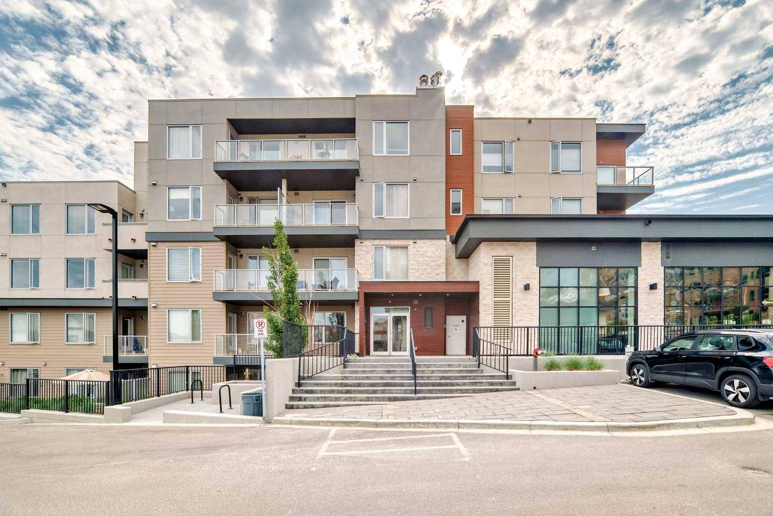 Calgary, AB T2Y 0T1,30 Shawnee Common SW #209