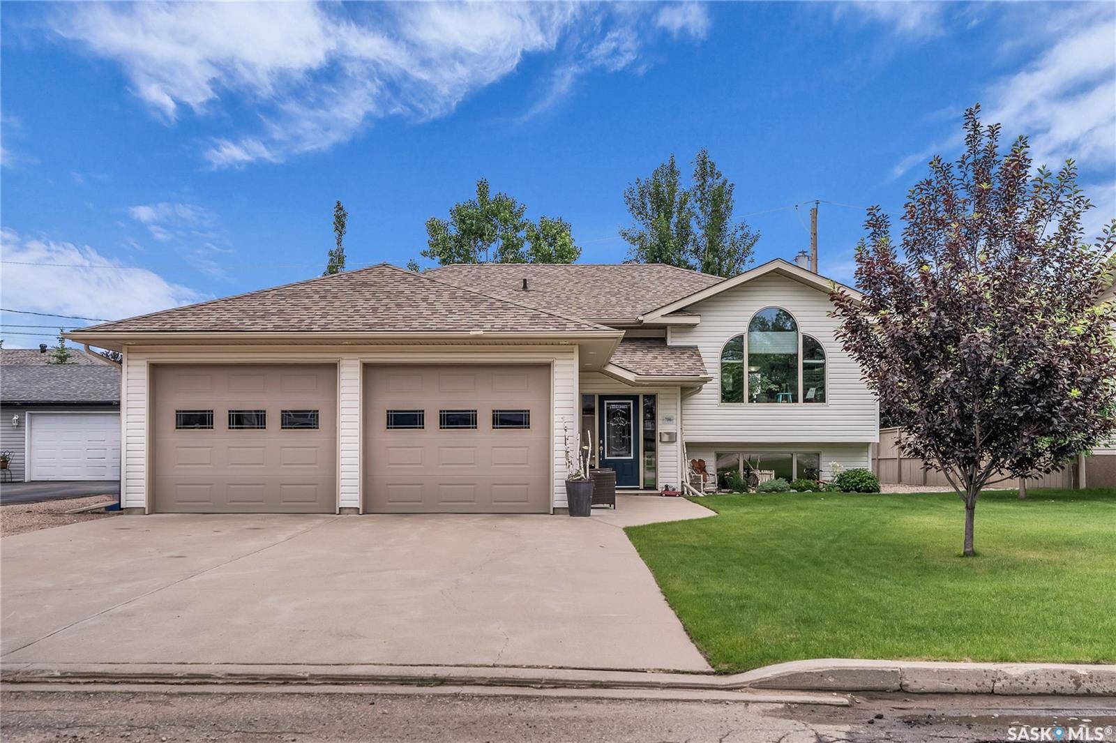 Shellbrook, SK S0J 2E0,706 Cardinal COURT