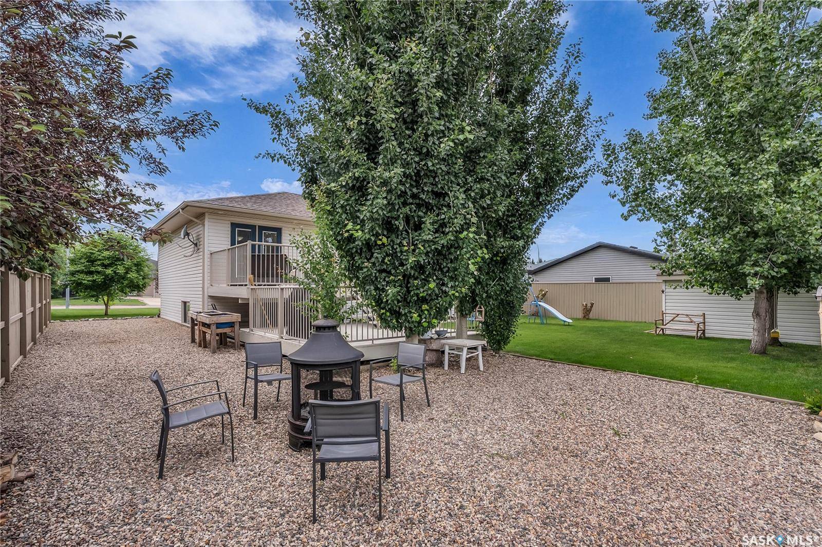 Shellbrook, SK S0J 2E0,706 Cardinal COURT