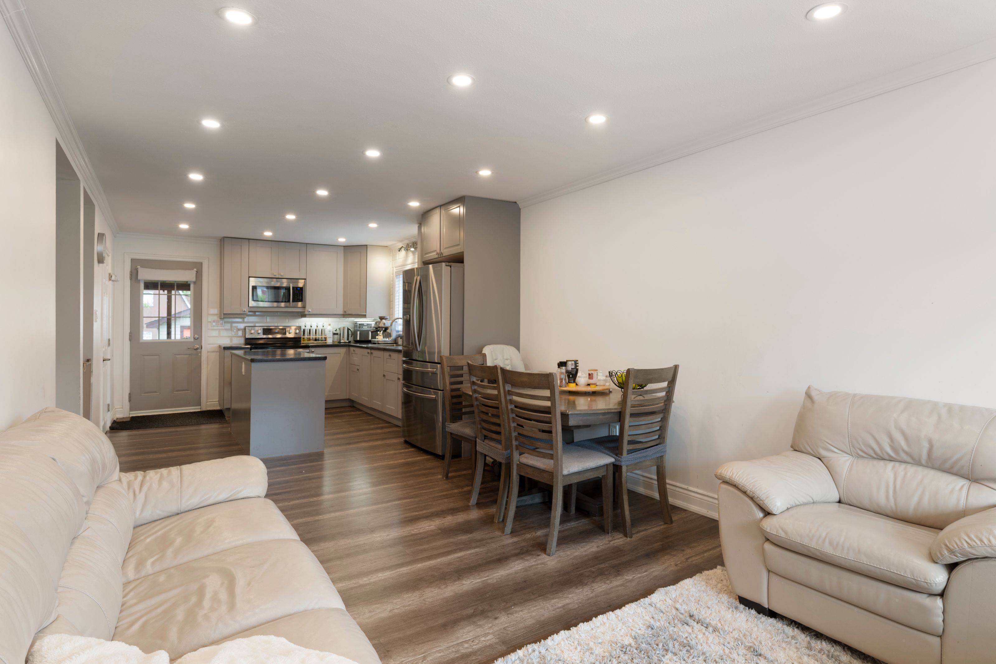 Welland, ON L3C 4K7,116 Elmview ST W