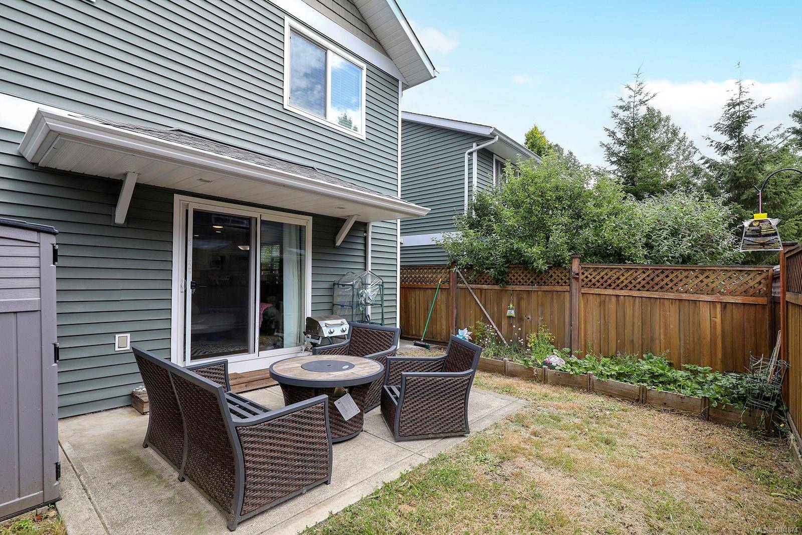 Courtenay, BC V9N 9V7,170 Centennial Dr #123
