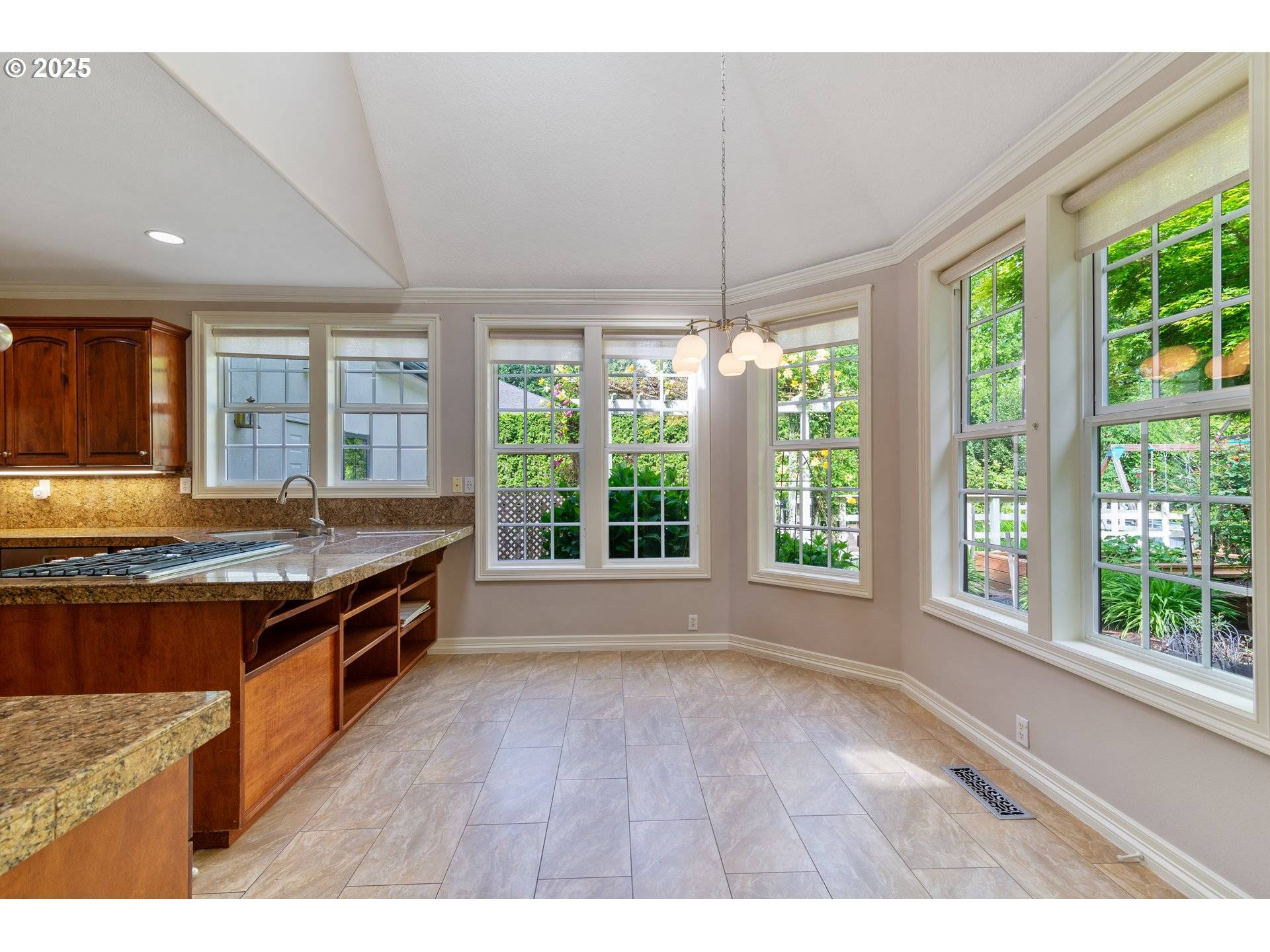 Vancouver, WA 98663,2714 NE 42ND CIR