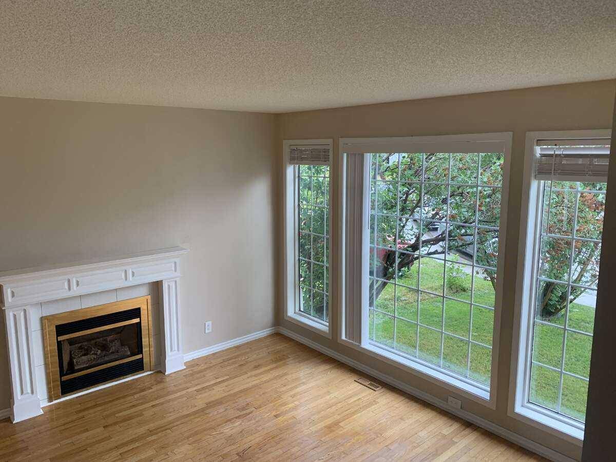 Calgary, AB T1Y 7B4,39 Anaheim CT NE
