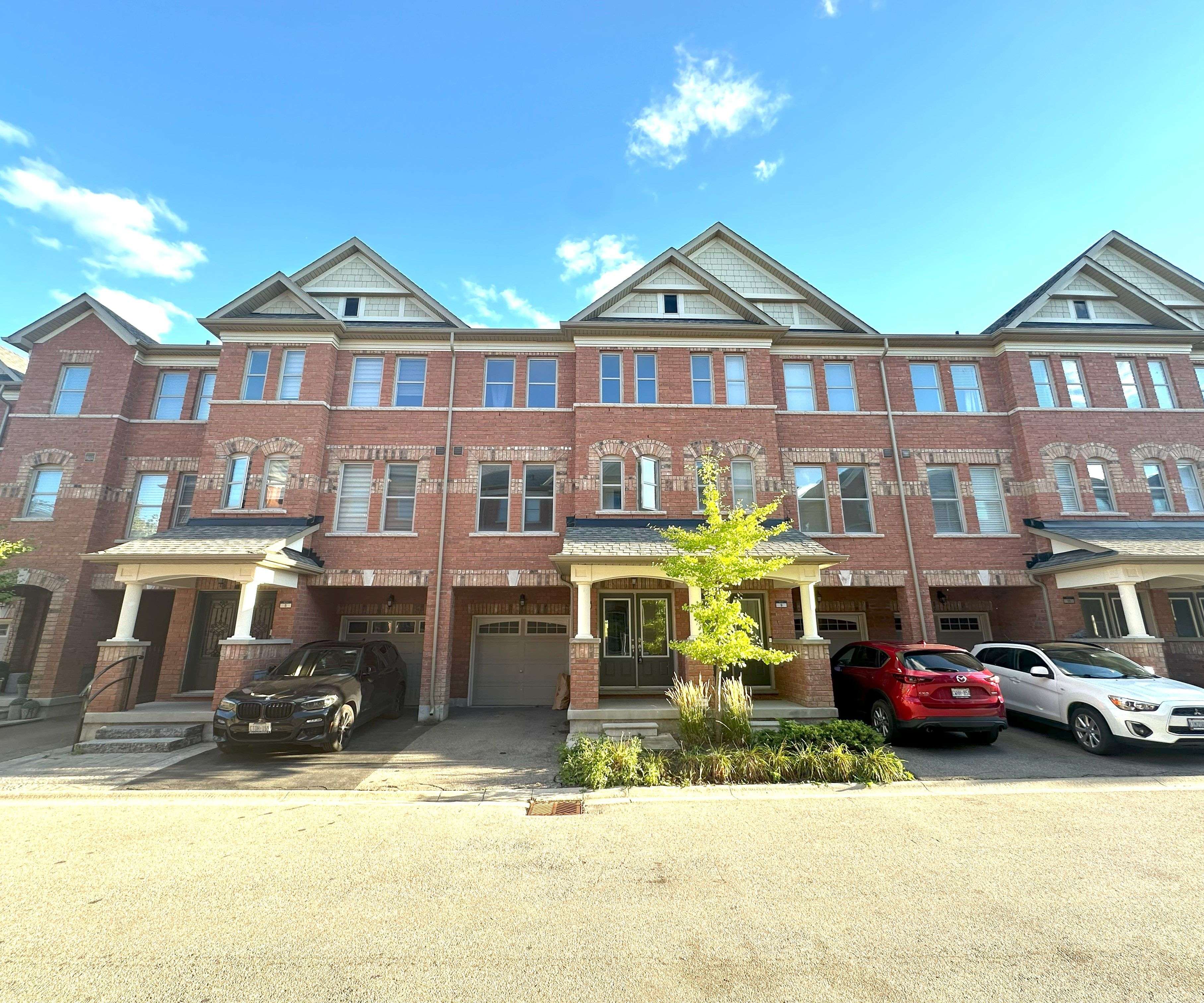 Vaughan, ON L4L 0H2,7 City Park CIR