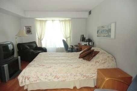Toronto C14, ON M2M 4L1,28 Pemberton AVE #702