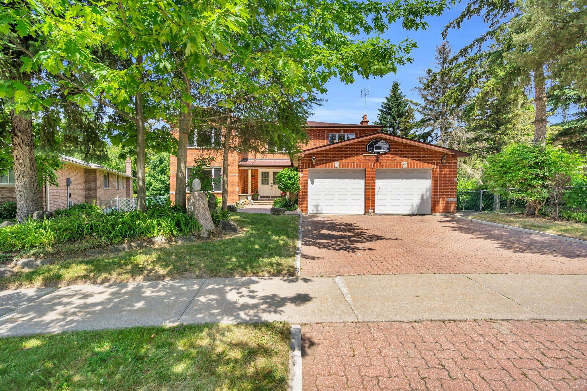 Vaughan, ON L4L 2L6,144 Riverview AVE