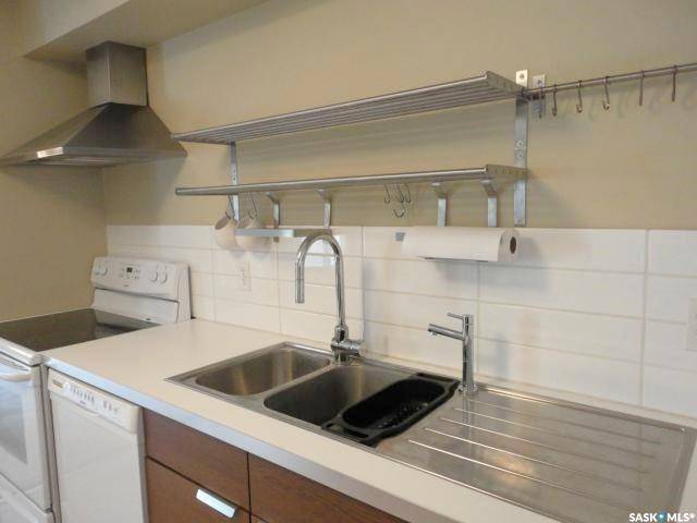 Regina, SK S4P 2K9,2160 Cornwall STREET ##104