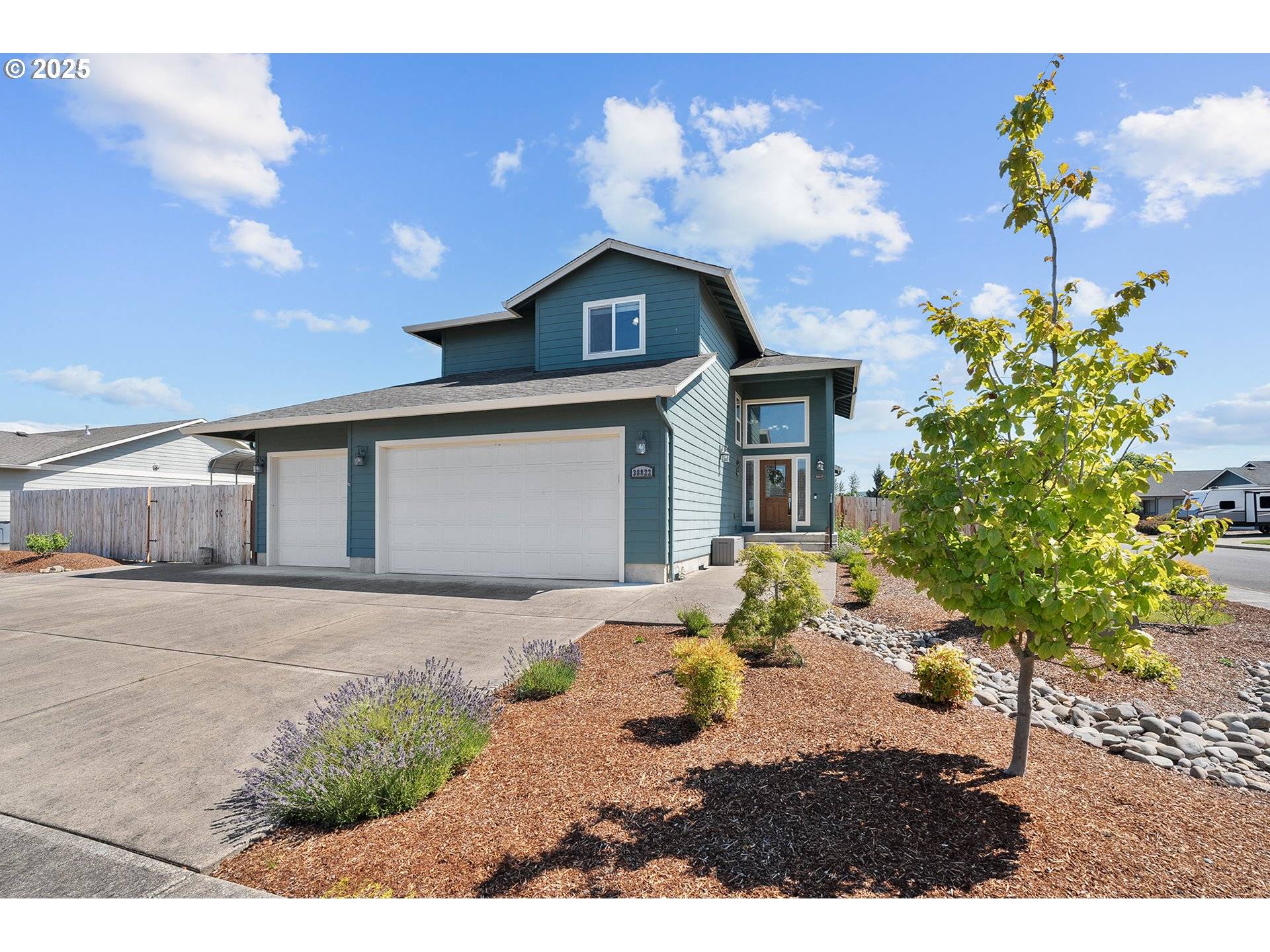 Scio, OR 97374,38822 SW 3RD AVE