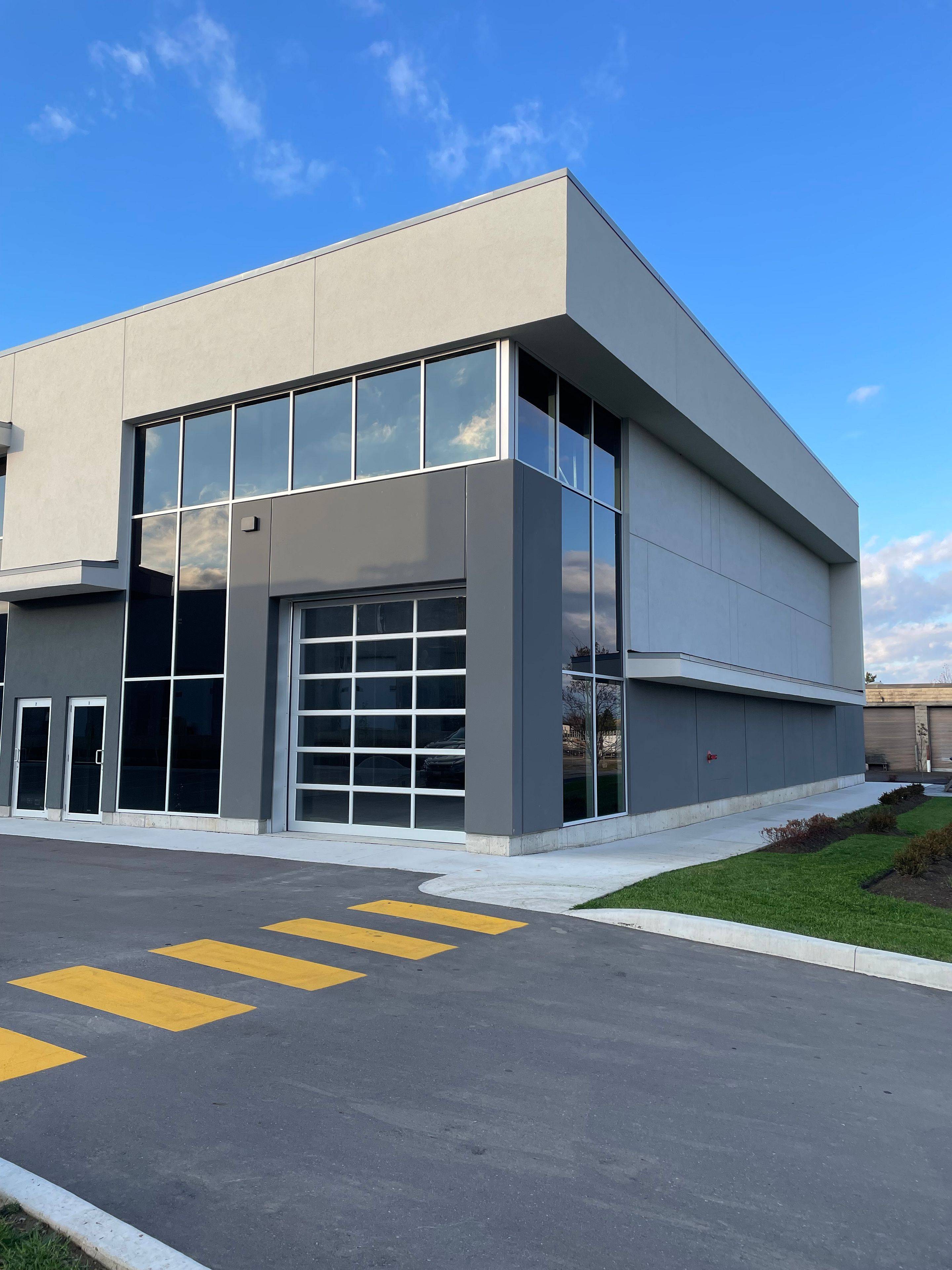 Hamilton, ON L8W 0A9,24 Ditton DR #1