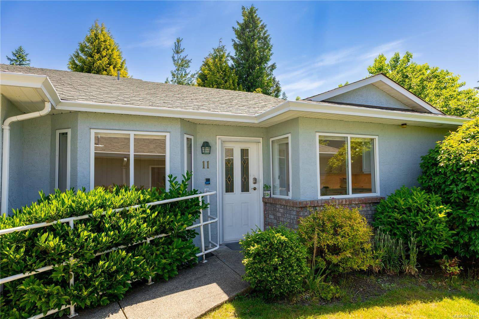 Campbell River, BC V9W 7R4,595 Evergreen Rd #11