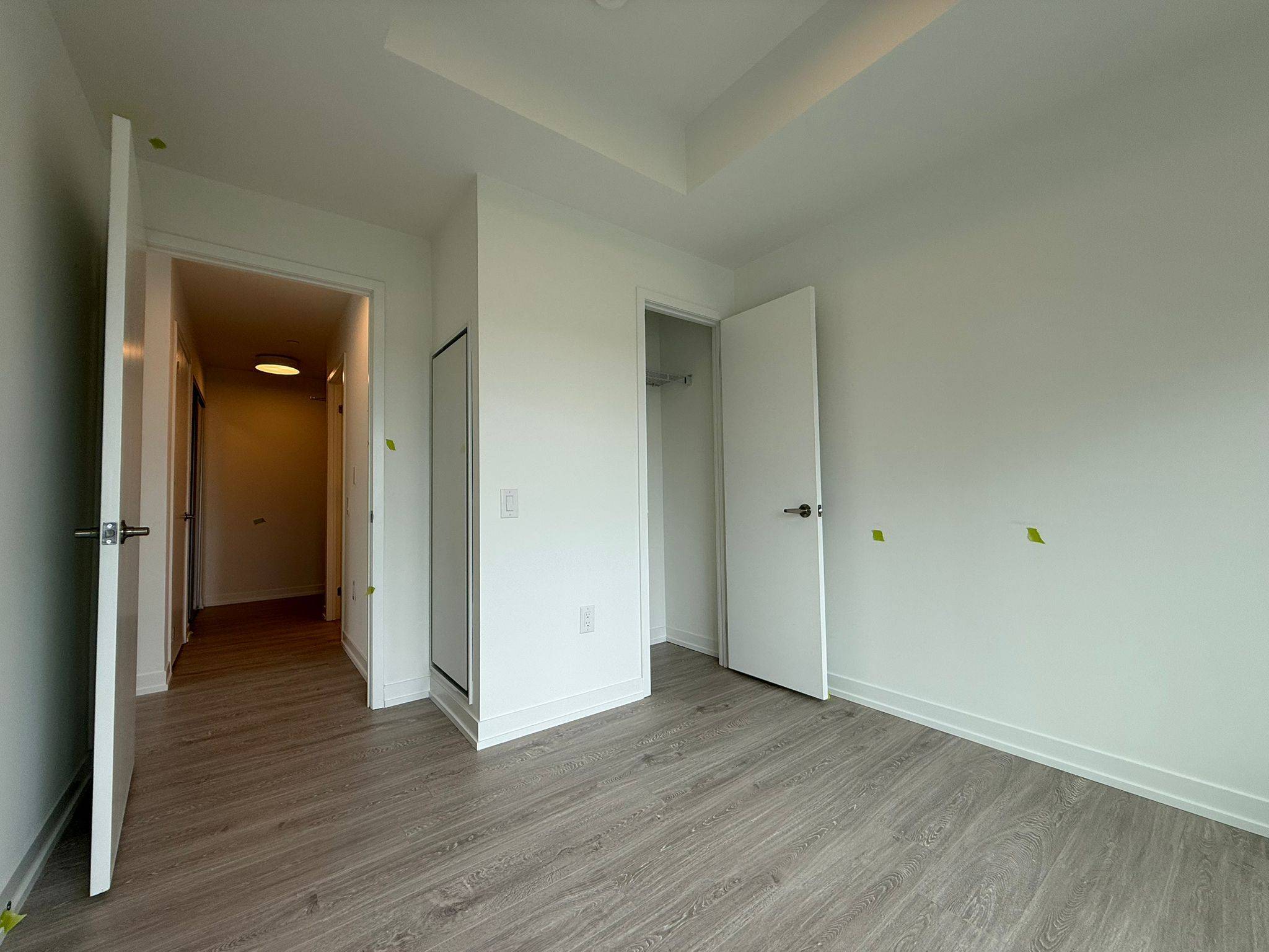 Mississauga, ON L5M 2T1,2485 Eglinton AVE W #1217
