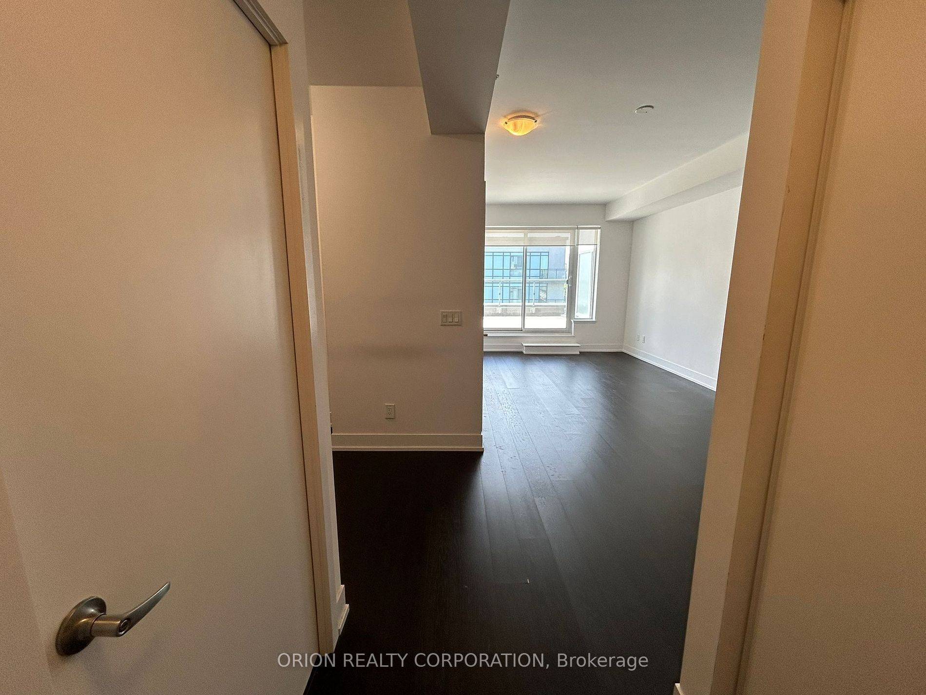 Toronto C15, ON M2K 0E9,7 Kenaston GDNS #707