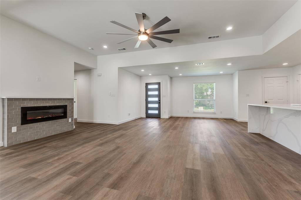 Carrollton, TX 75006,2312 Eastgate Drive
