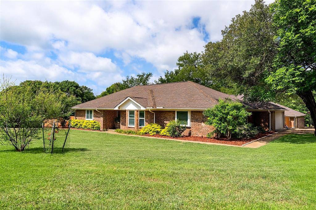 Hudson Oaks, TX 76087,102 Juniper Court