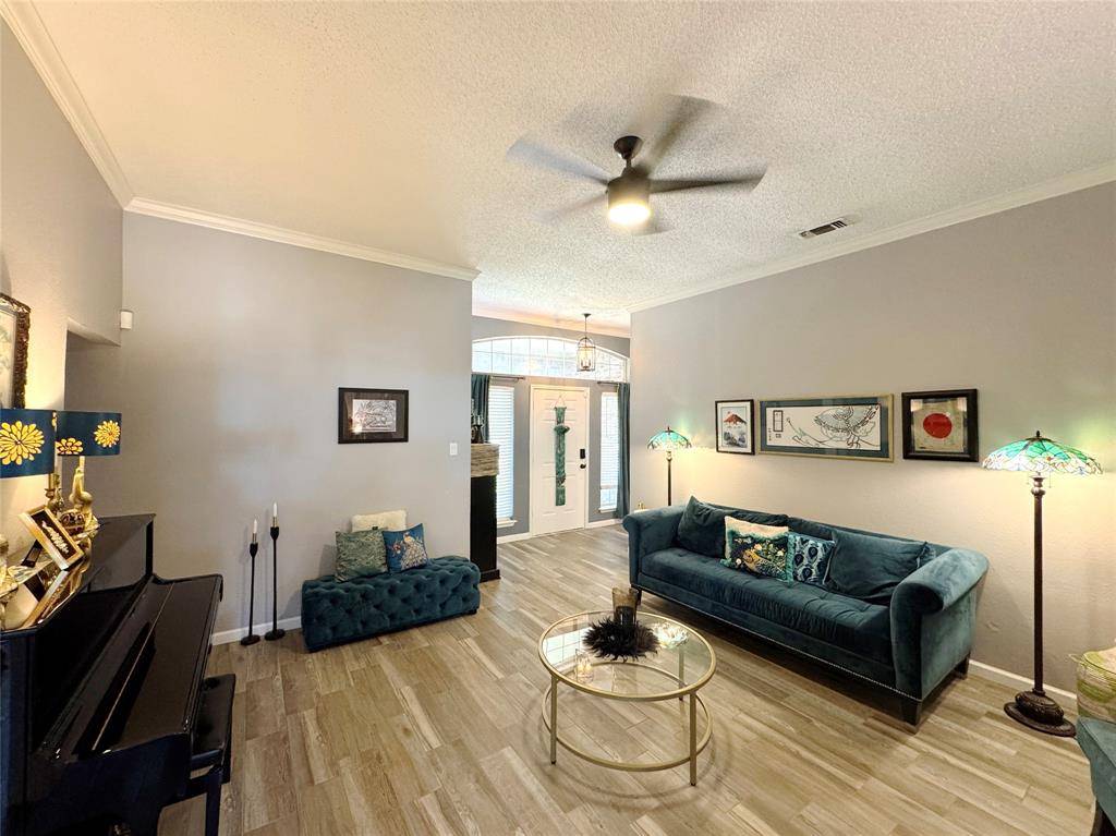 Rowlett, TX 75088,7514 Lagoon Drive