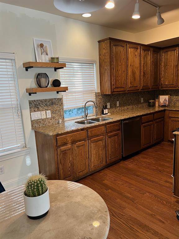 Dallas, TX 75206,5803 Hudson Street #2