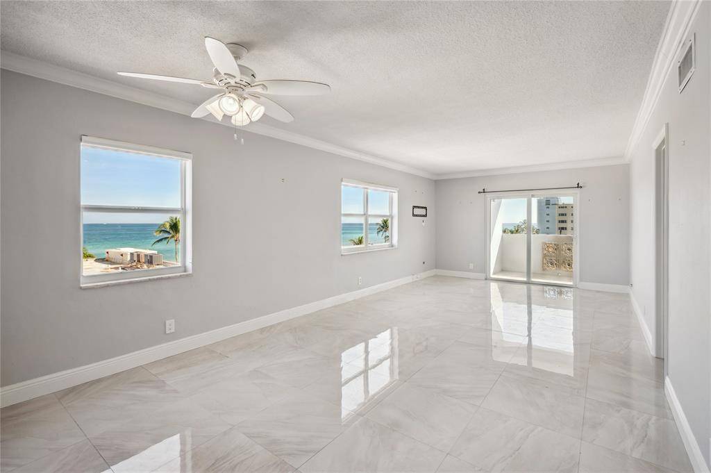 Hollywood, FL 33019,320 S Surf Rd #501