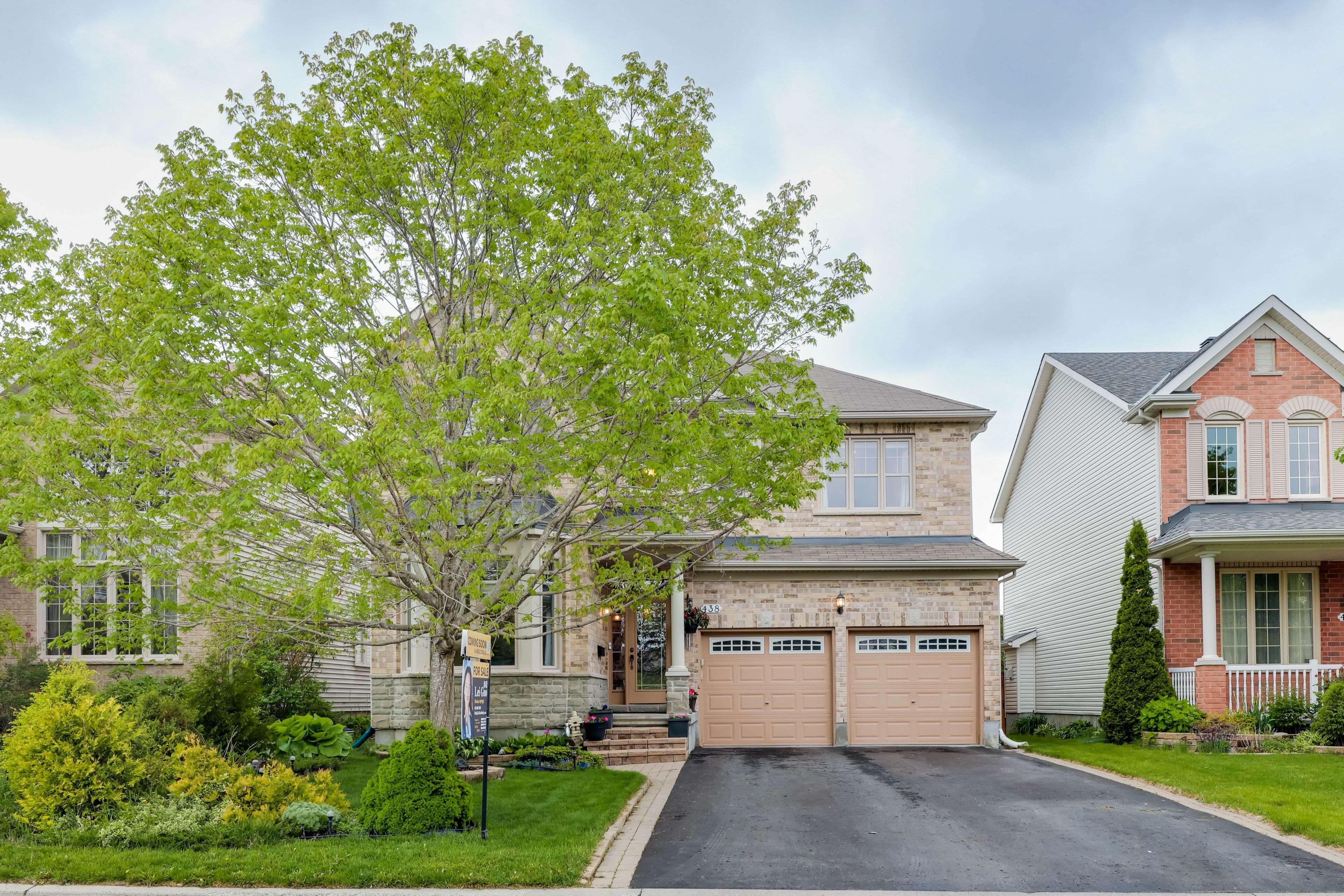 Kanata, ON K2T 0B1,438 Brunskill WAY