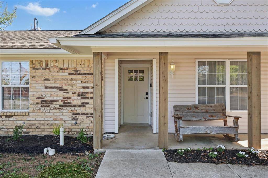 Grapevine, TX 76051,1119 Mockingbird Drive