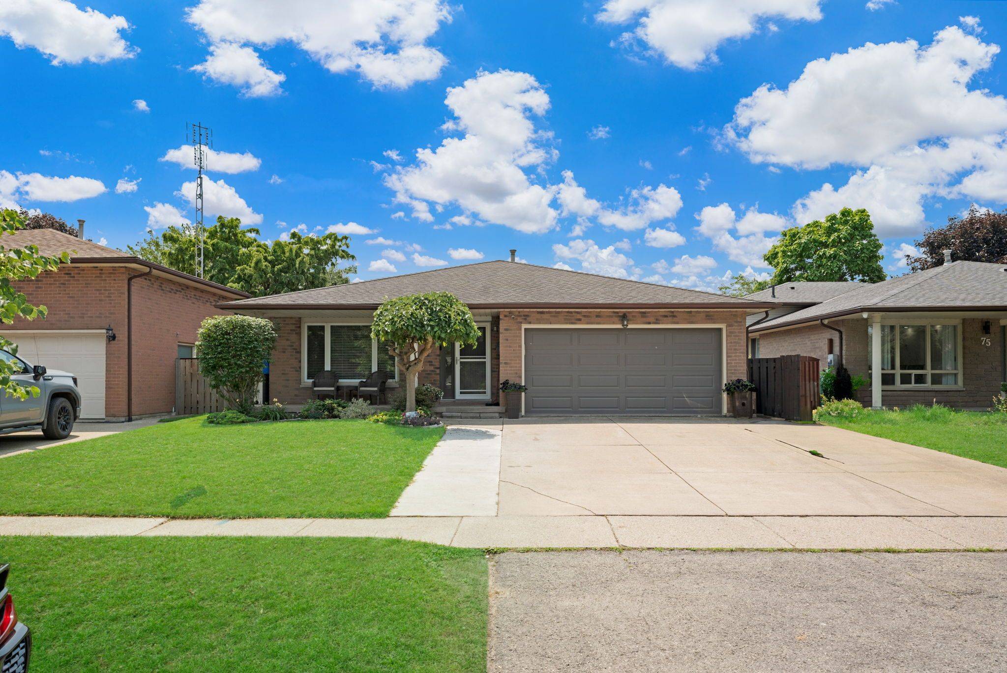 Welland, ON L3C 6Z7,71 College Park DR