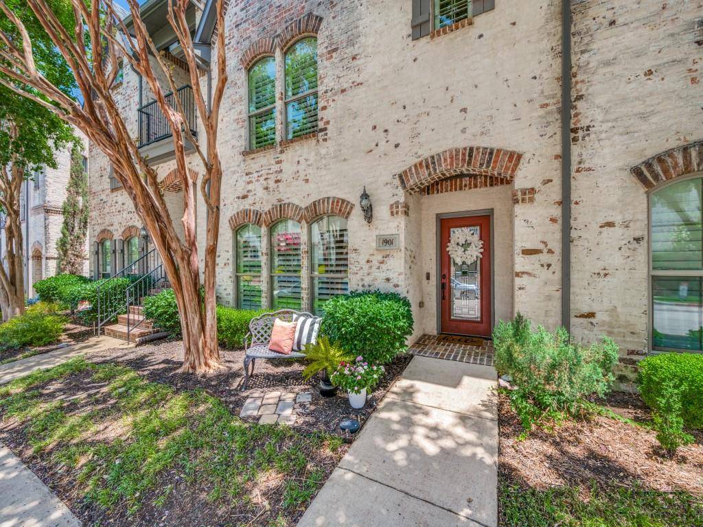 Mckinney, TX 75072,1901 Desoto Drive