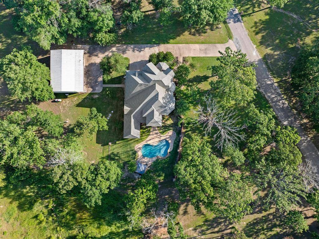 Bonham, TX 75418,383 County Road 1452