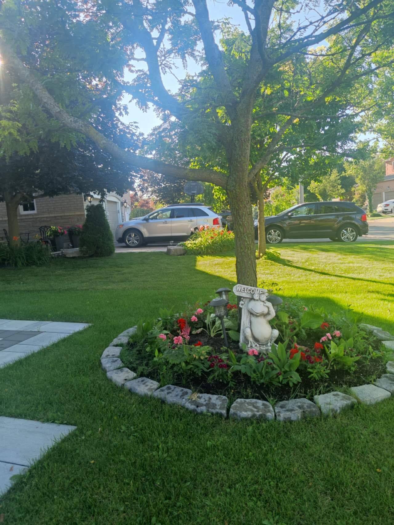 Richmond Hill, ON L4S 2A9,27 Sweet Water CRES