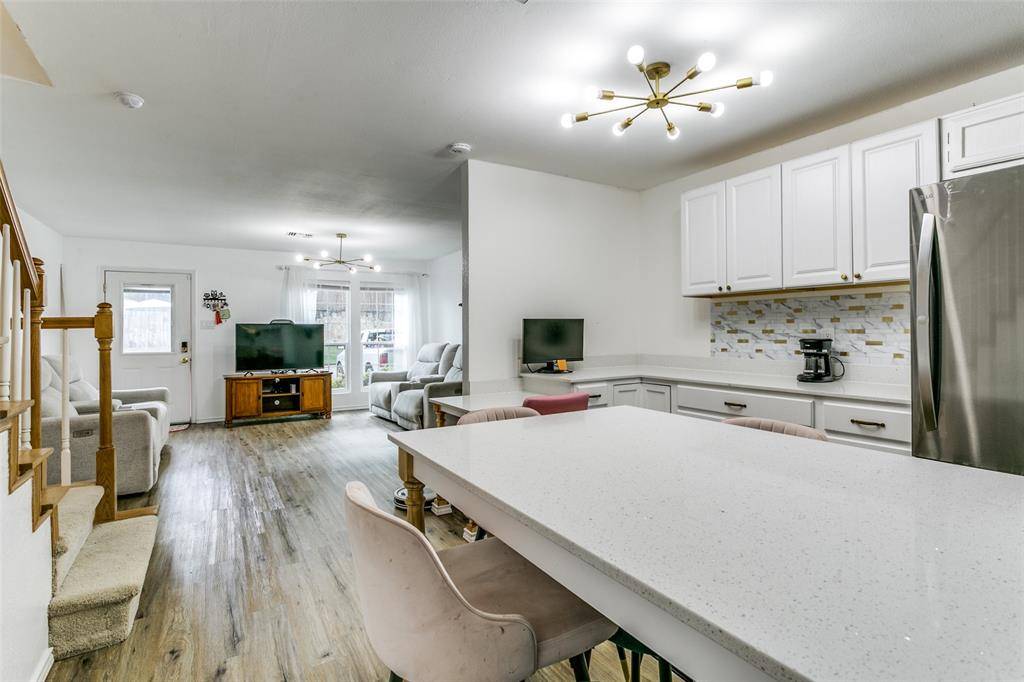 Euless, TX 76039,174 Merlin Way