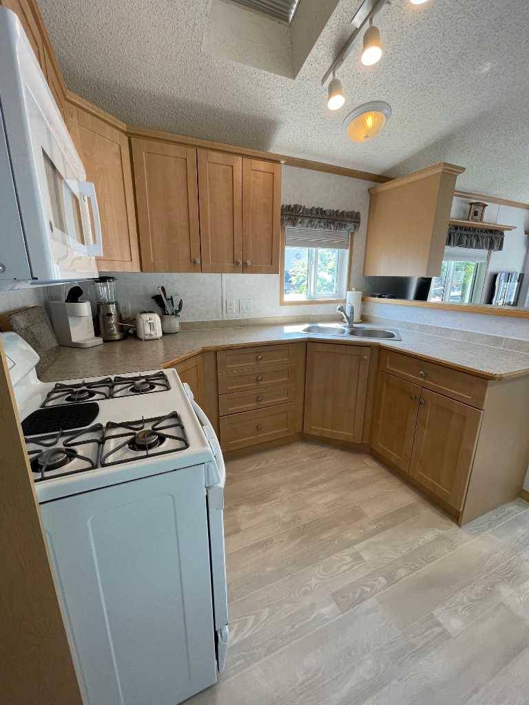 Rural Vulcan County, AB T0L 1B0,62 cormorant CRES