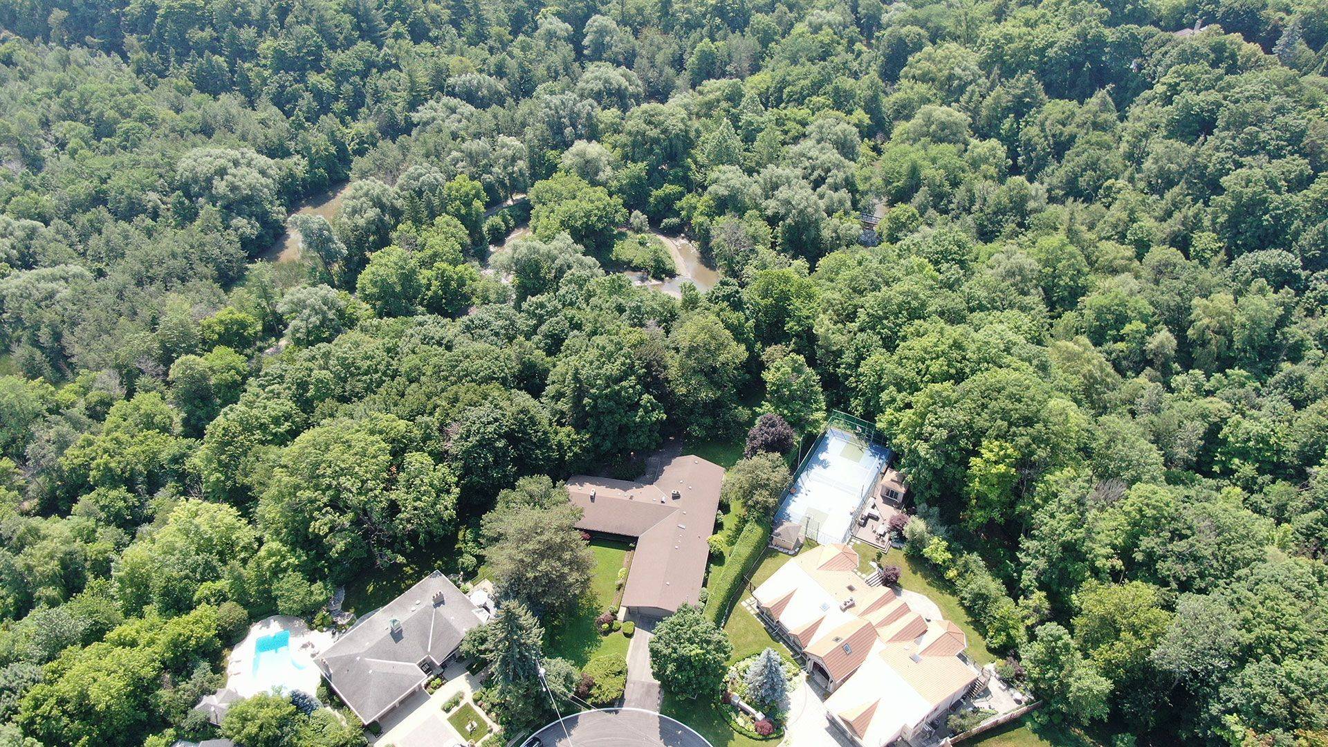Toronto C15, ON M2K 1Z4,91 Forest Grove DR