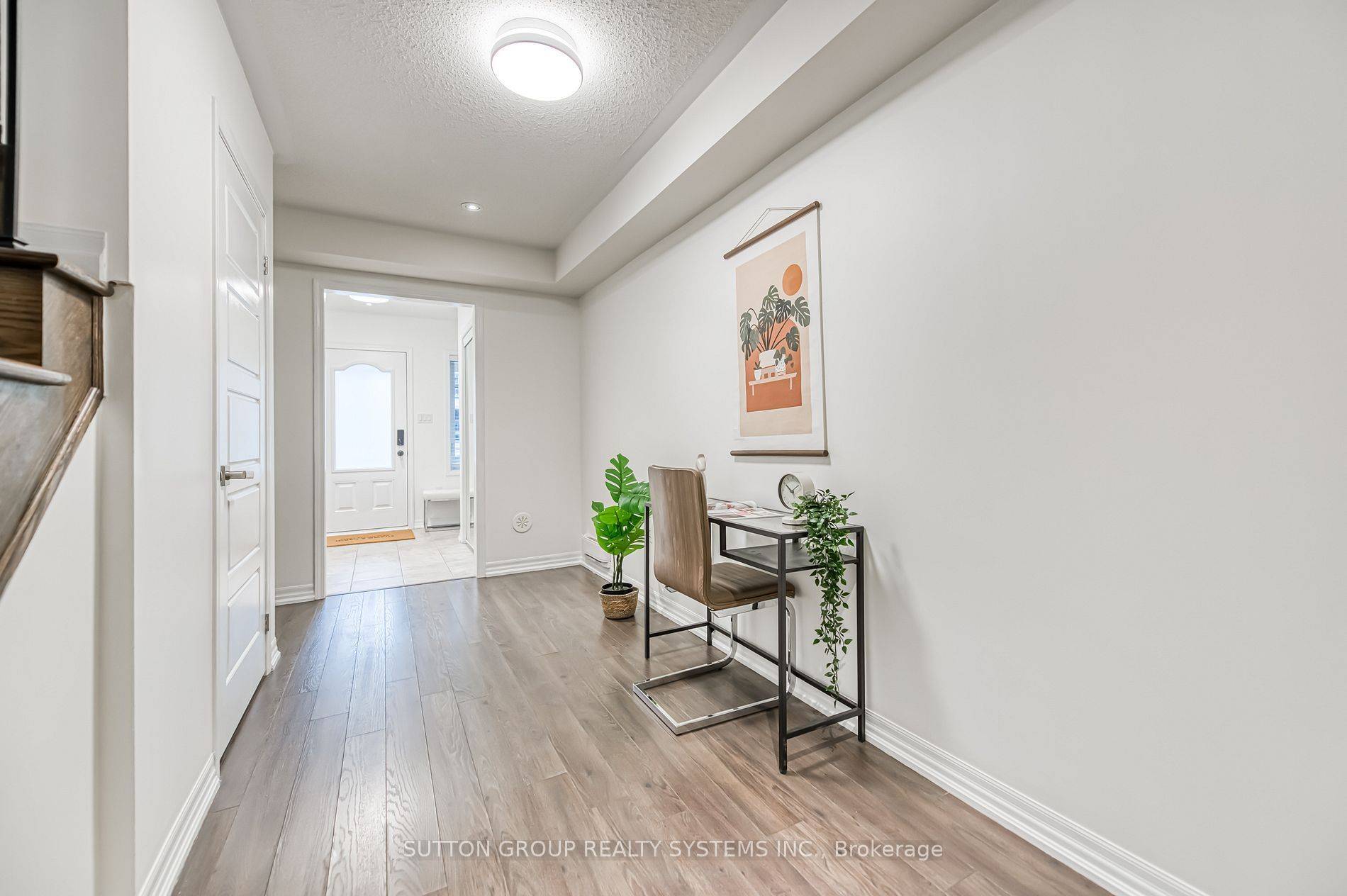 Oakville, ON L6M 0V3,232 Betsy DR