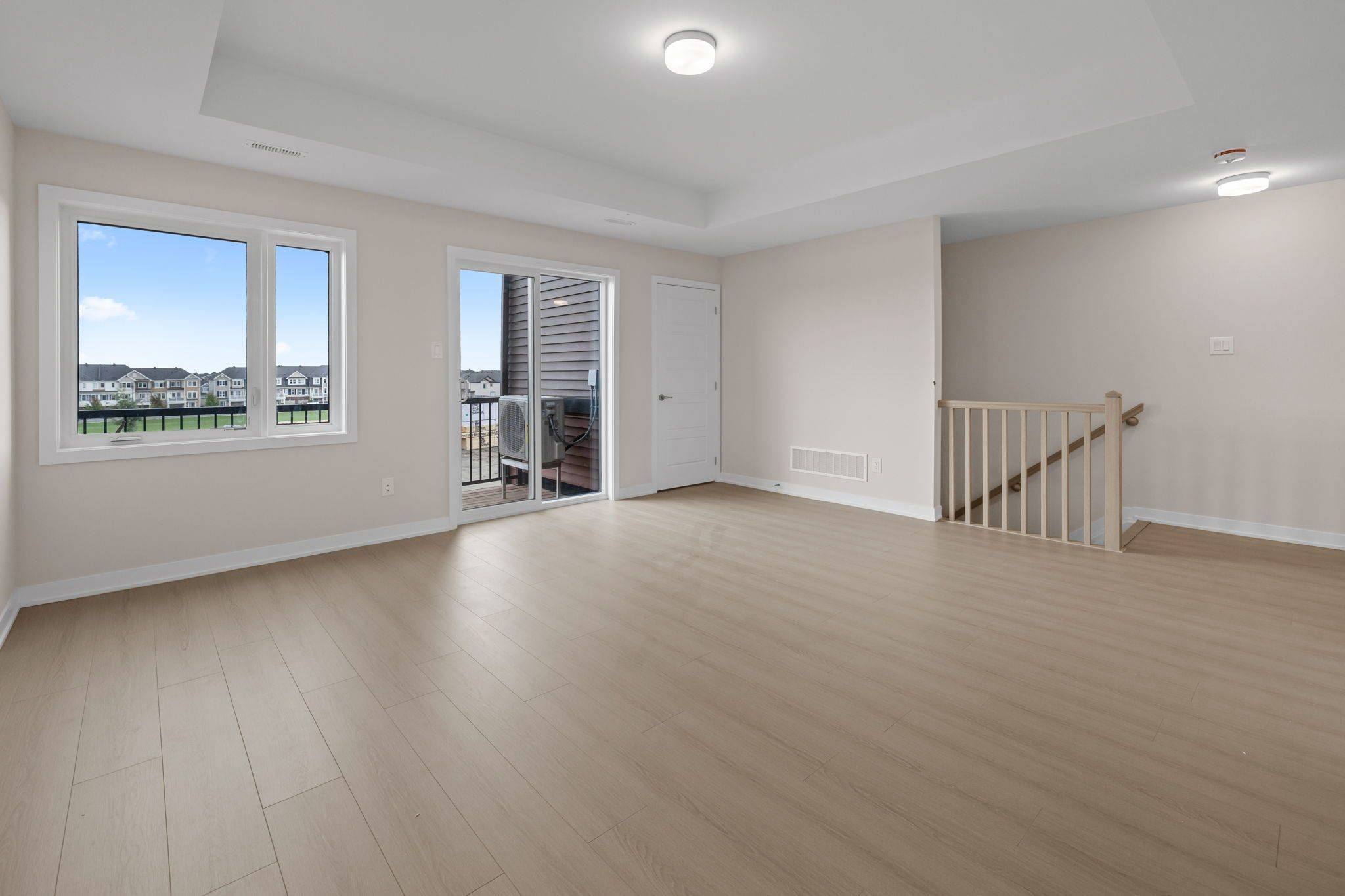 Barrhaven, ON K2J 7K6,618 Parnian Private