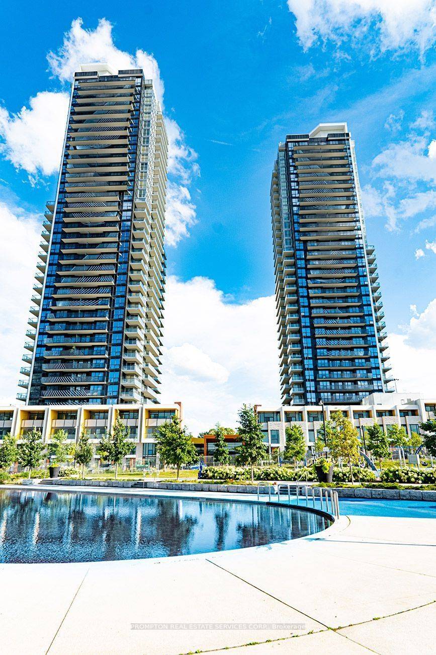 Toronto C15, ON M2K 0H1,85 McMahon DR #2215