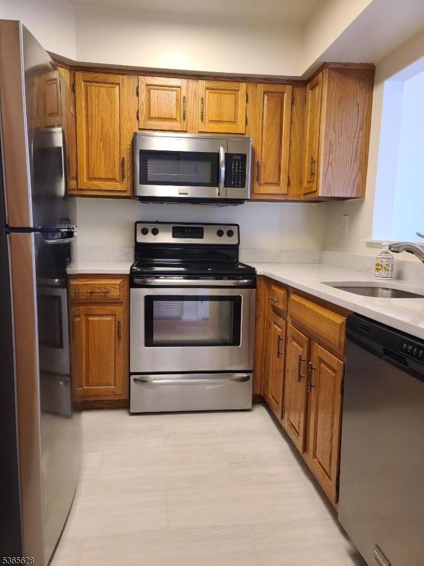 Bedminster Twp., NJ 07921,26 PINE CT