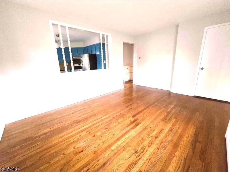 Lodi Boro, NJ 07644,137 Prospect St