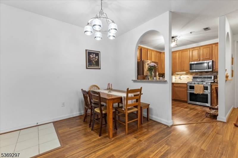 Lopatcong Twp., NJ 08865,301 Rainbow Way #301