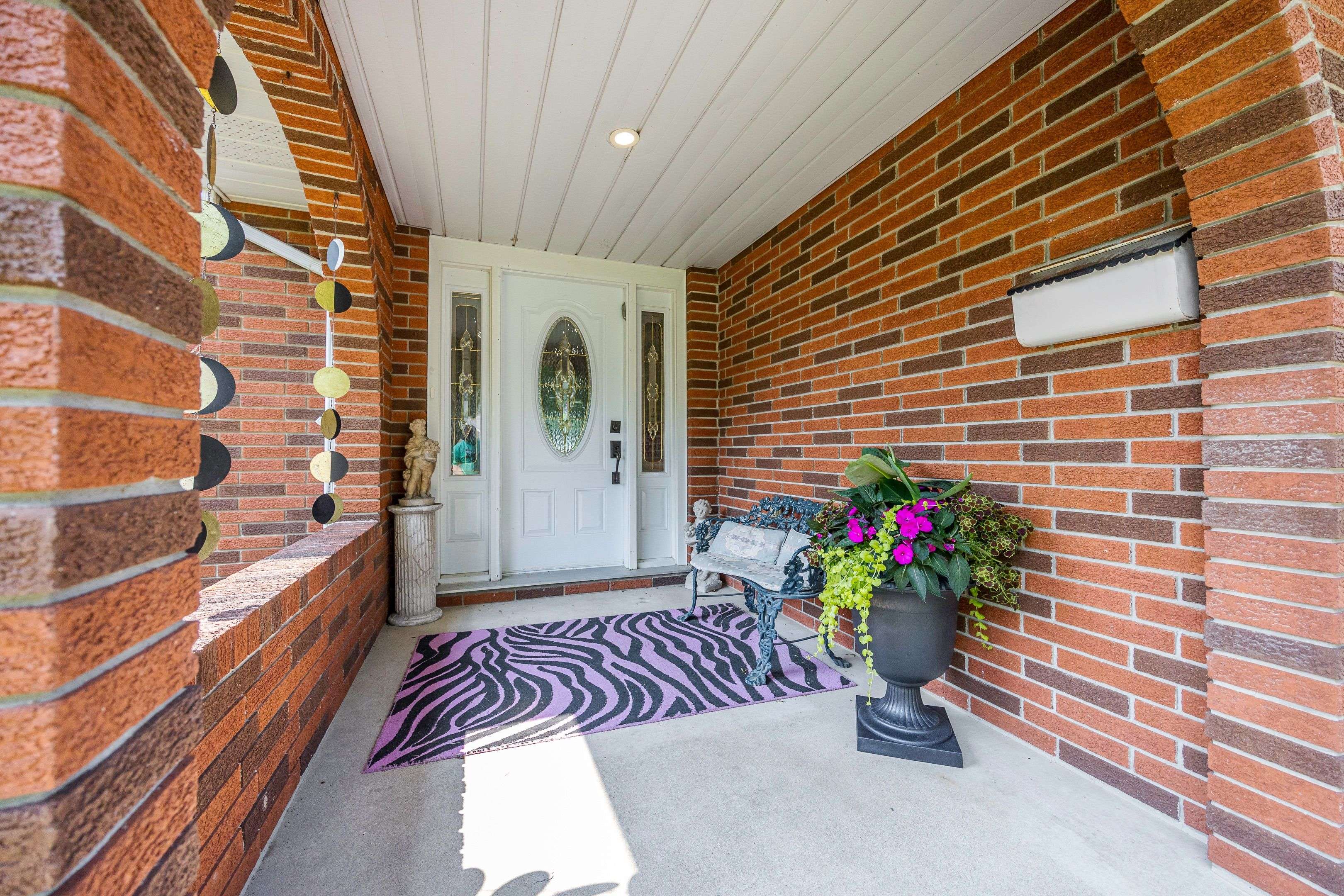 St. Catharines, ON L2M 7C9,5 Woodgarden CT
