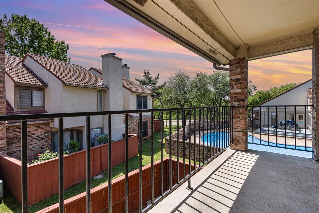 Irving, TX 75060,932 Turtle Cove #256