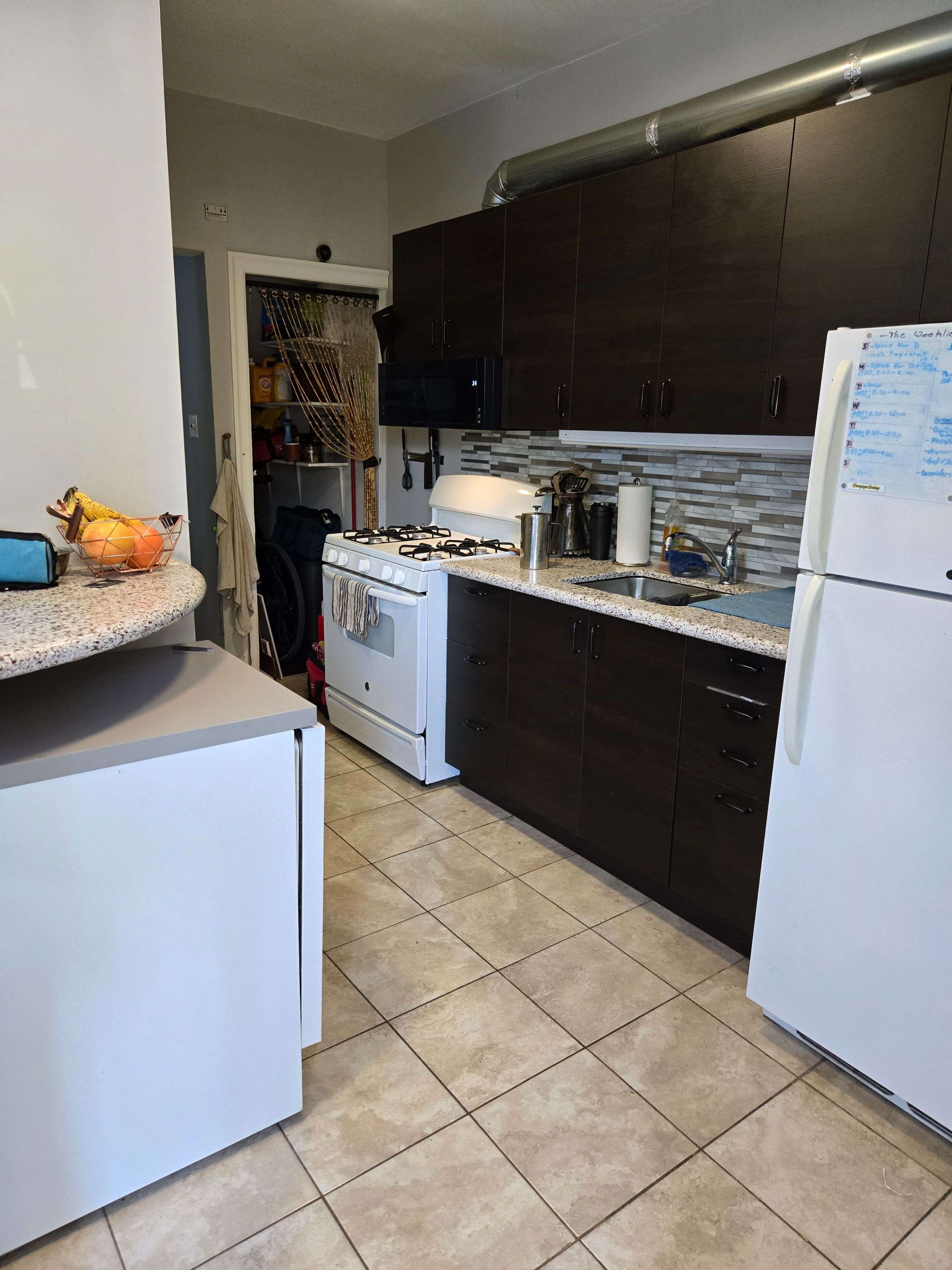 Toronto E01, ON M4M 2K6,132 De Grassi ST #Main