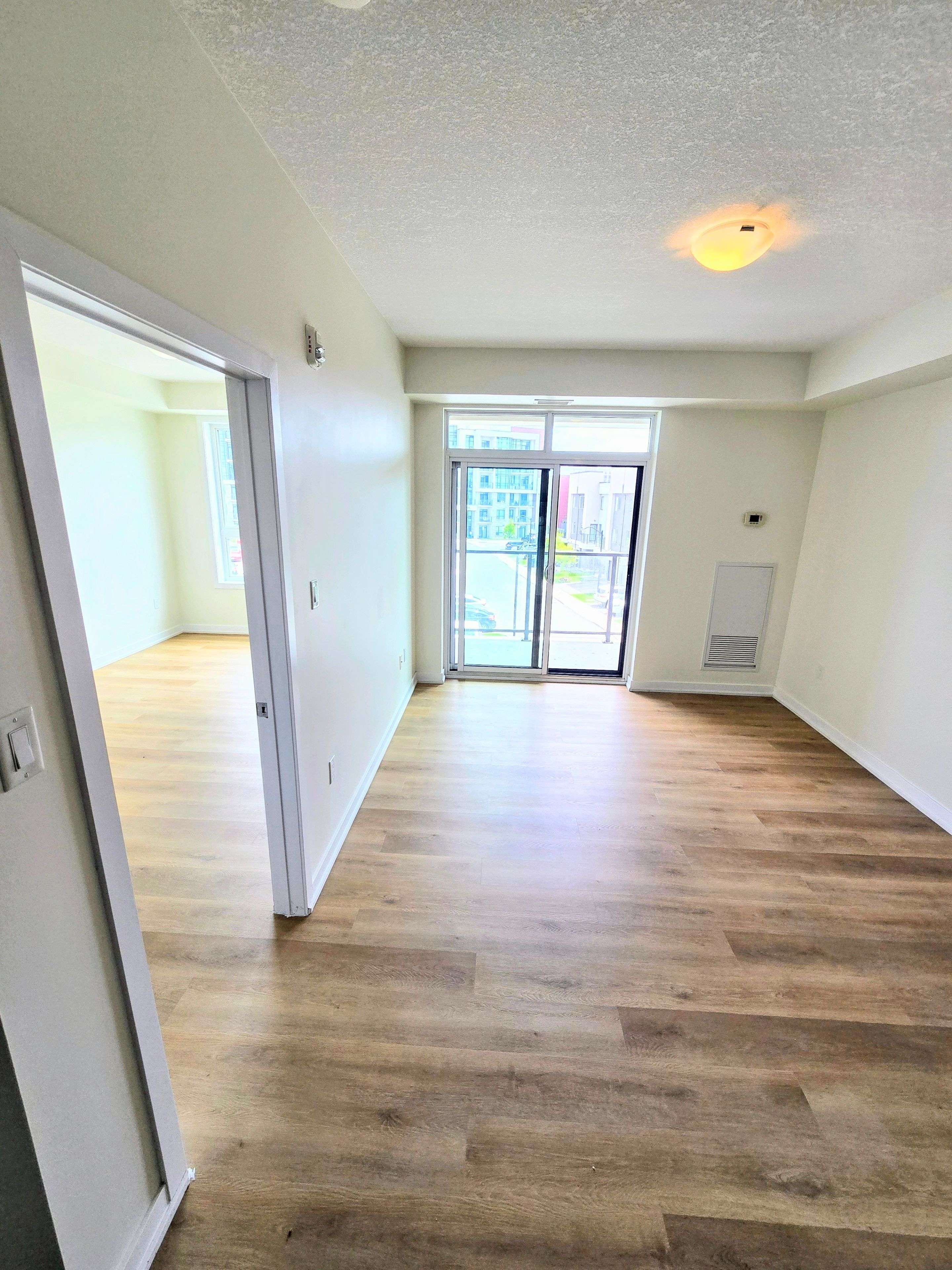 Hamilton, ON L8E 0K3,125 Shoreview PL #308