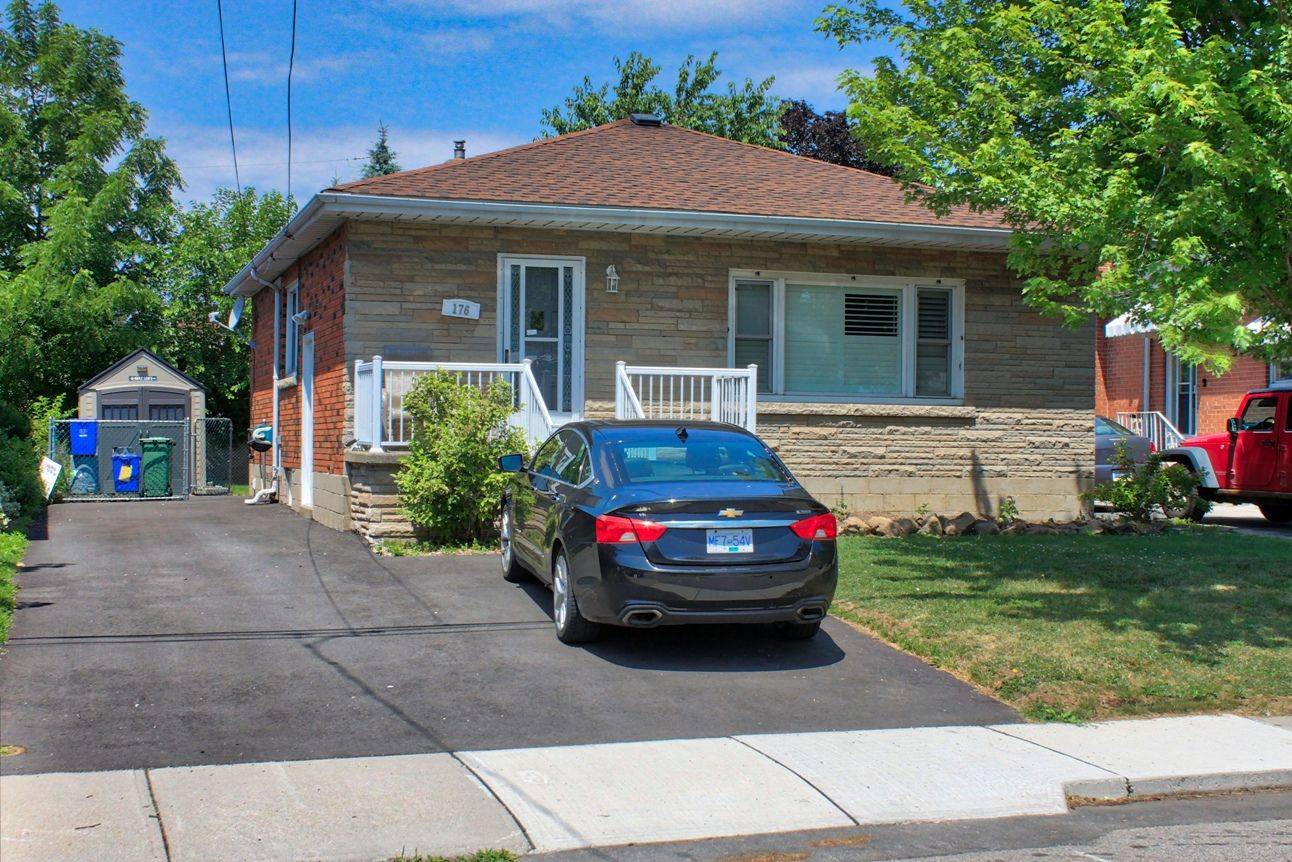 Hamilton, ON L8V 3S2,176 East 32nd ST #1