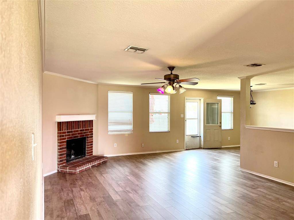 Wylie, TX 75098,2906 Lake Vista Drive