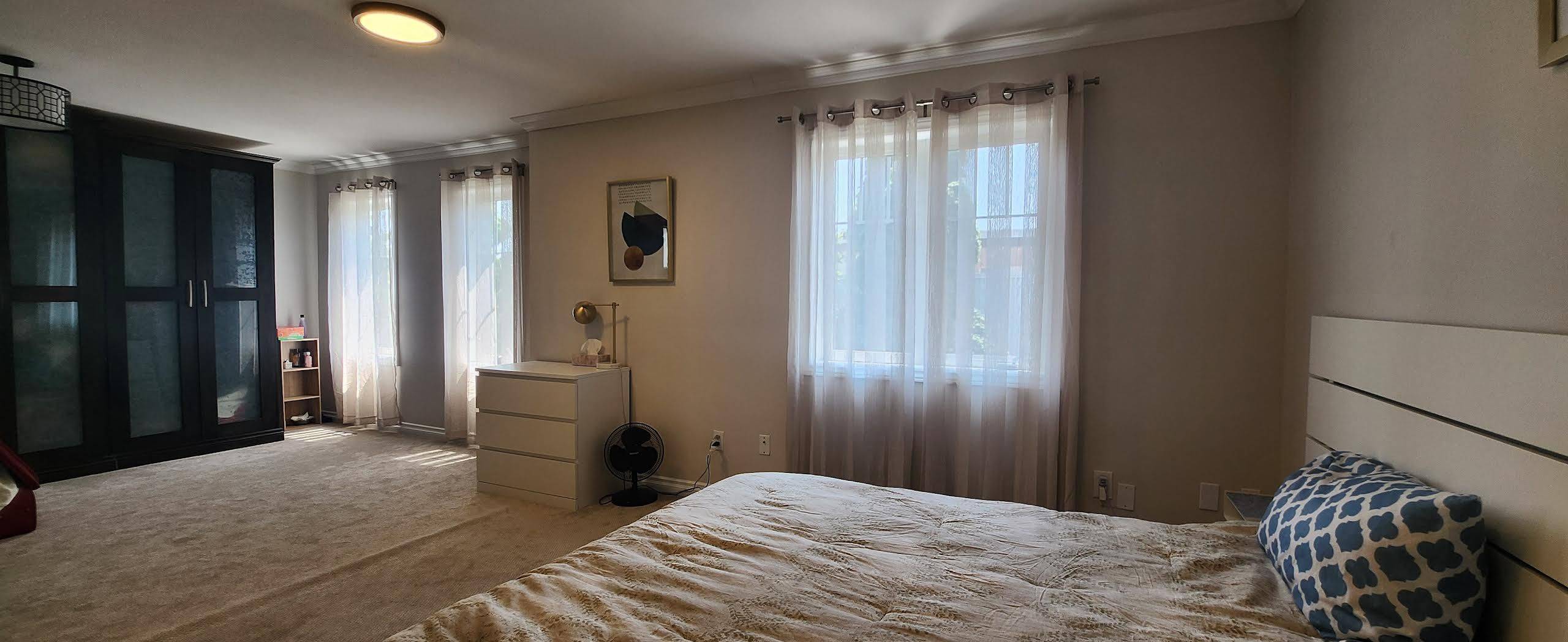 Whitby, ON L1R 3E7,27 Haverhill CRES