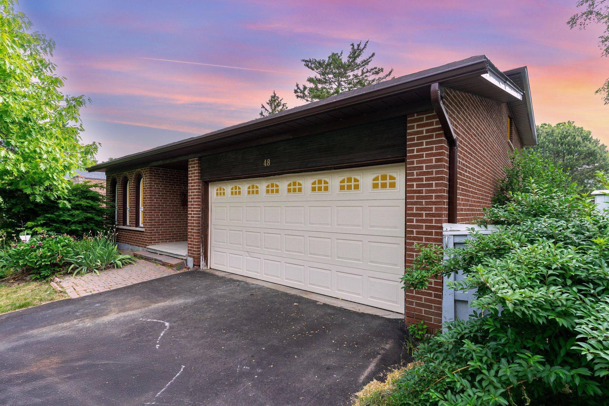 Toronto C15, ON M2K 2P5,48 Beardmore CRES