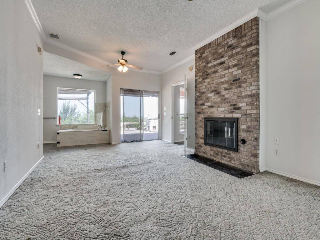 Dallas, TX 75249,6415 Lake Bluff Drive