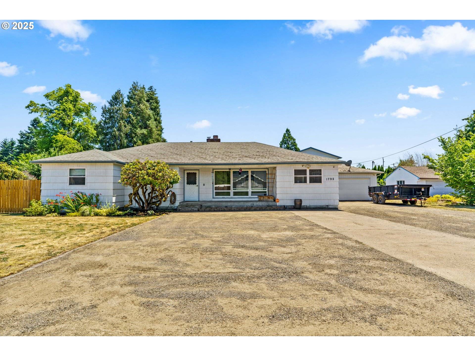 Springfield, OR 97477,1792 HAYDEN BRIDGE RD